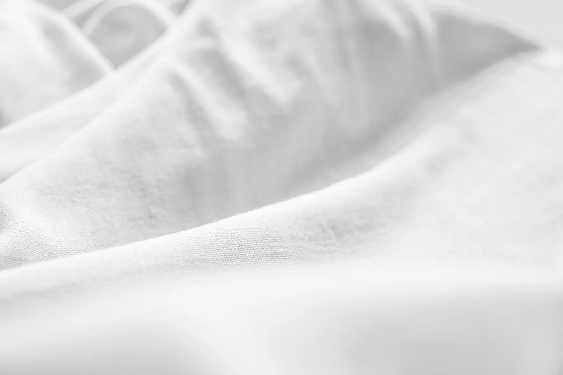 武汉万购屋家纺四件套全棉贡缎工艺与使用体验评测正文配图 1